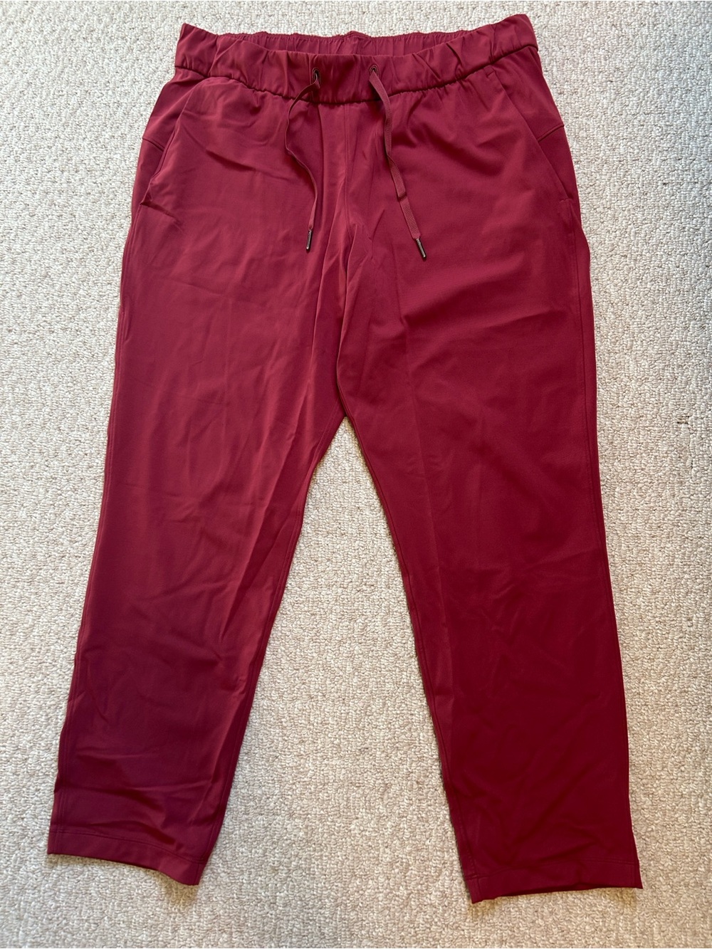 lululemon on-the-fly 7/8 pant in Chianti